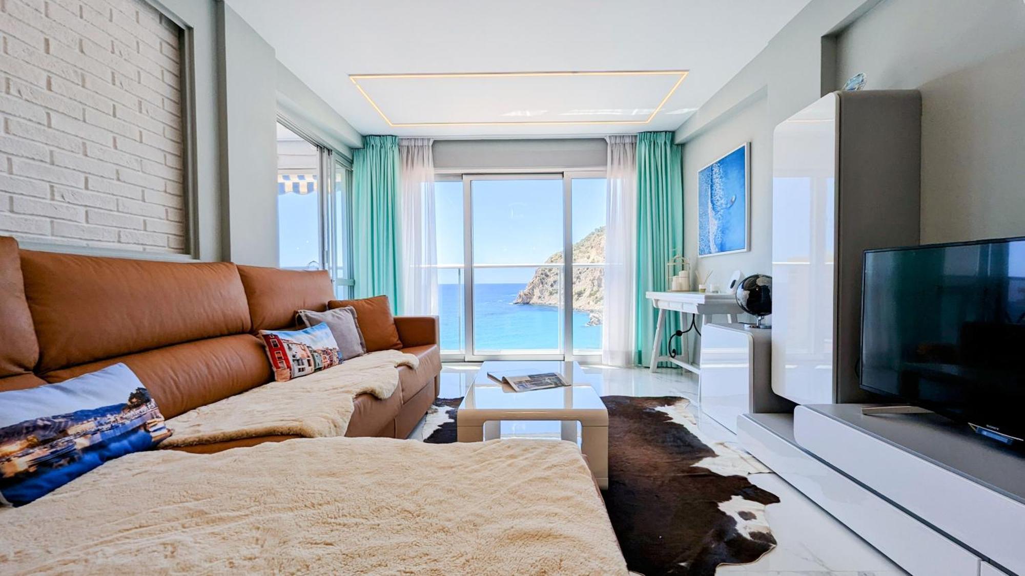 Cornelia Sea View Apartment Benidorm